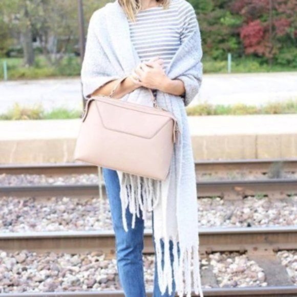MER-SEA Cape Wrap Scarf Blue and White Ombre Fringed Edges OSFM - Picture 1 of 9
